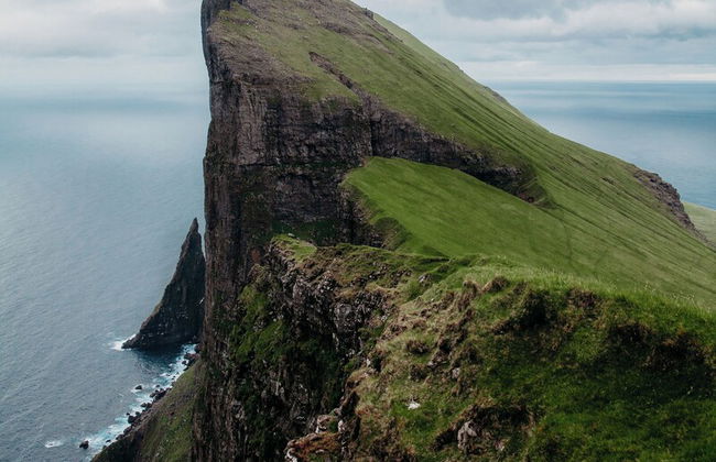 Tranquil Village Retreat | Tjørnuvík - Photo 10