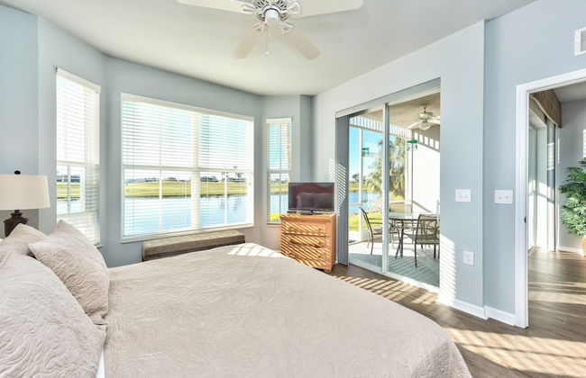 Asiago Vacation Rental at Lely Resort. Newly Furnished 2-Bedroom Condo with Stunning Lake & Golf Views. Spacious Retreat with Private Lanai, Resort Pool, Hot Tub and Gym Access - Foto 1