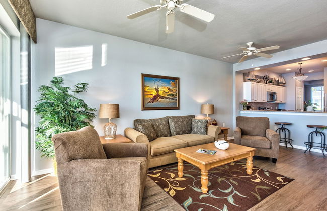Asiago Vacation Rental at Lely Resort. Newly Furnished 2-Bedroom Condo with Stunning Lake & Golf Views. Spacious Retreat with Private Lanai, Resort Pool, Hot Tub and Gym Access - Foto 12