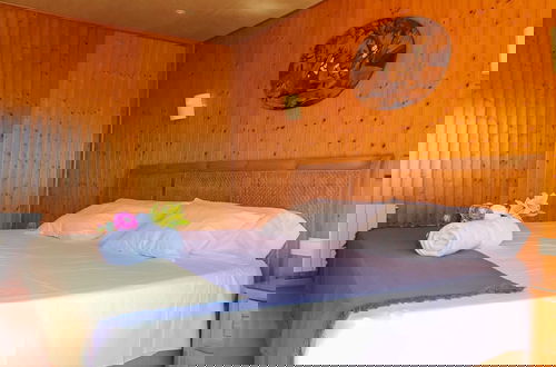Foto 6 - Luxurious Home - Perfect for Families and Friends
