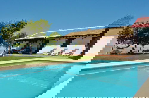 Foto 18 - Leisure Meets Tranquility in Beautiful Villa Near Forest