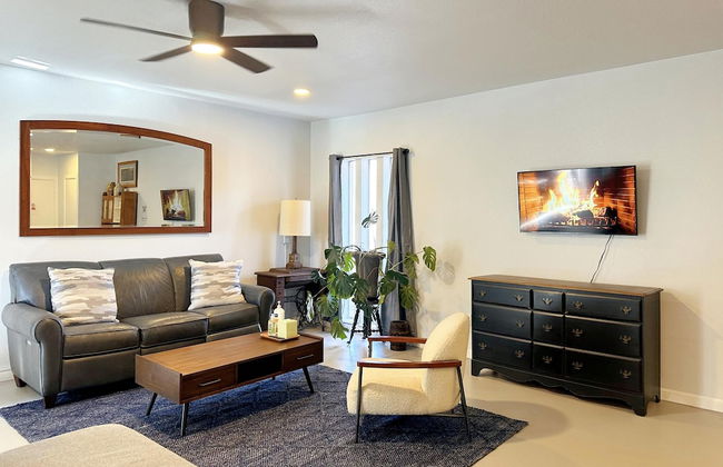 Bright Trendy Studio 9min to Asia District - Foto 1