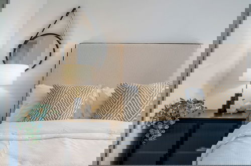 Photo 10 - PREMIUM 2Bed in Canary Wharf with VIEWS