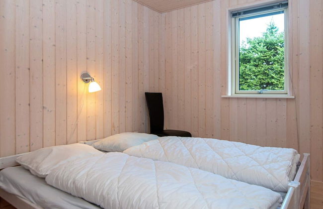 6 Person Holiday Home in Logstor - Photo 2