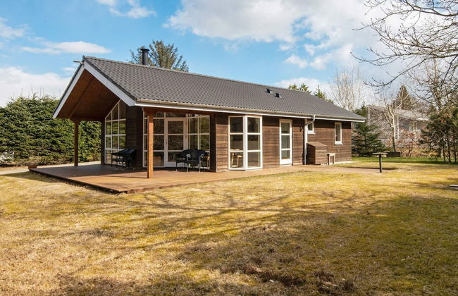 6 Person Holiday Home in Logstor - Photo 1