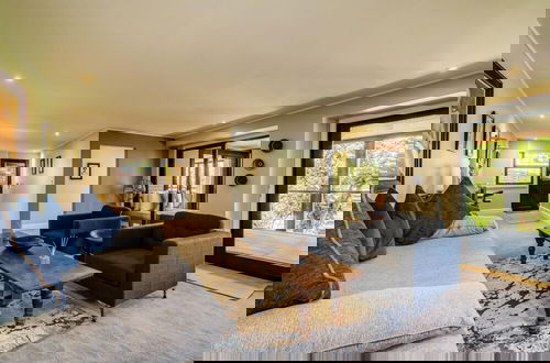 Foto 8 - Beautiful 1 Bedroom Apartment With Private Balcony