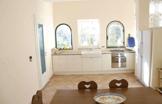 Apartment at the Foot of Mt. Vesuvius - Photo 24