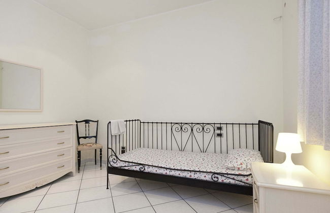 Apartment at the Foot of Mt. Vesuvius - Photo 17