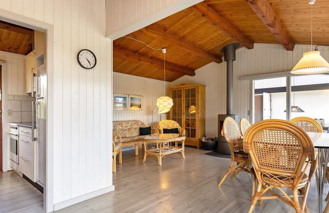 6 Person Holiday Home in Rodvig Stevns - Foto 9