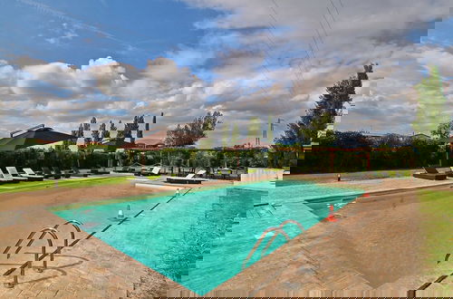 Foto 78 - Modern Holiday Home in Foligno - Loc. With Pool