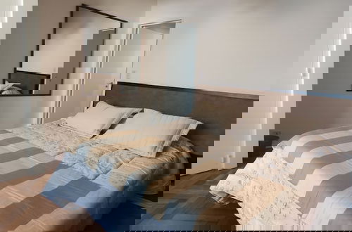 Foto 2 - Spacious Studio Near Obelisk Comfort and Style No01