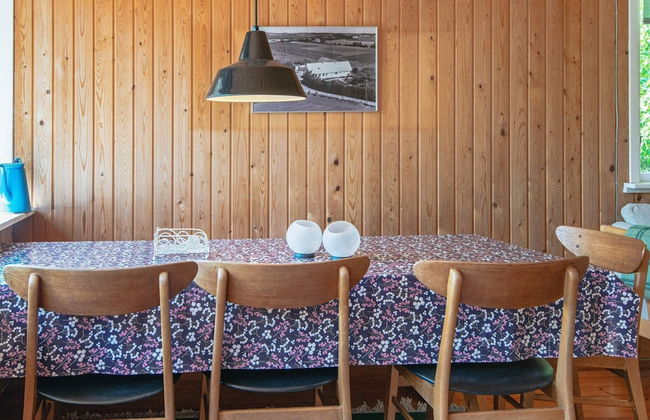 6 Person Holiday Home in Orsted - Foto 11