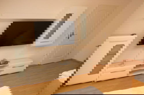 Foto 8 - Charming Apartment in Essen With Terrace
