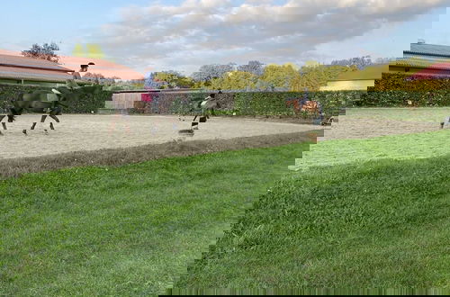 Foto 7 - Holiday Home on a Riding Stable