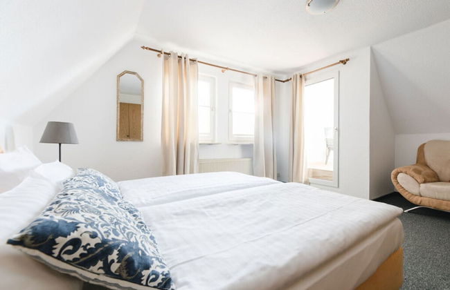 on the Sunny Slope Modern Retreat - Foto 12