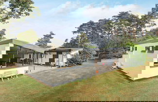 Foto 1 - 6 Person Holiday Home in Vaeggerlose