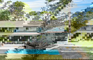 Foto 1 - South Beach Serenity by Avantstay Private Pool + Beach Access