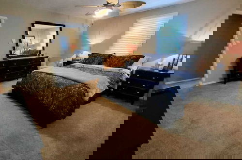 Foto 12 - Double Diamond Lodge by Avantstay Group Escape w/ Firepit, Patio, Activities