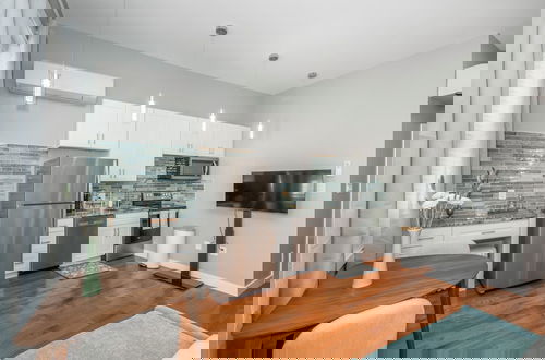 Foto 10 - Findlay Market Suite 2