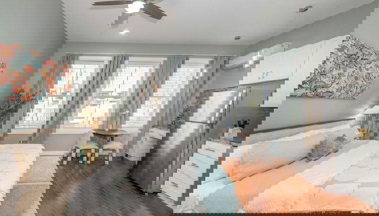 Foto 1 - Findlay Market Suite 2