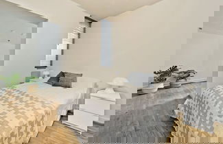 Photo 2 - Victorian Charm Maisonette