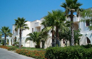 Photo 1 - Comfy Apartment with Balcony near Puglia Beach