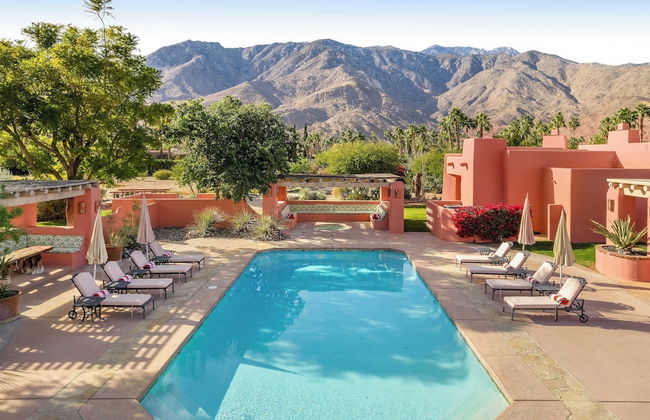 The Pond Estate by Avantstay Maximalist Designer Compound w/ 2 Casitas, Indoor + Outdoor Pools, Tennis Court, & Gorgeous Mountain Views 12k Sqft - Photo 3