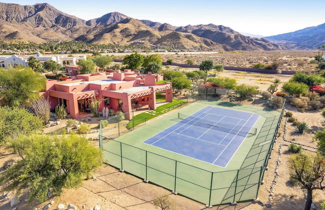 The Pond Estate by Avantstay Maximalist Designer Compound w/ 2 Casitas, Indoor + Outdoor Pools, Tennis Court, & Gorgeous Mountain Views 12k Sqft - Photo 5