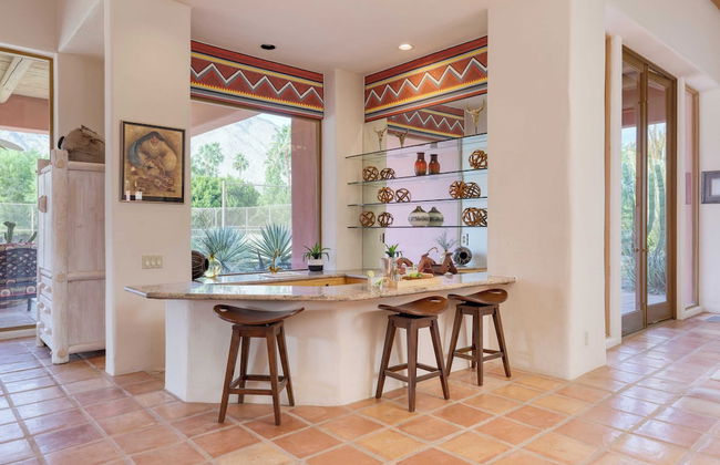 The Pond Estate by Avantstay Maximalist Designer Compound w/ 2 Casitas, Indoor + Outdoor Pools, Tennis Court, & Gorgeous Mountain Views 12k Sqft - Photo 49