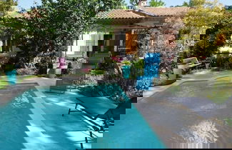 Foto 1 - Nice Villa in Morieres-les-avignon With Pool