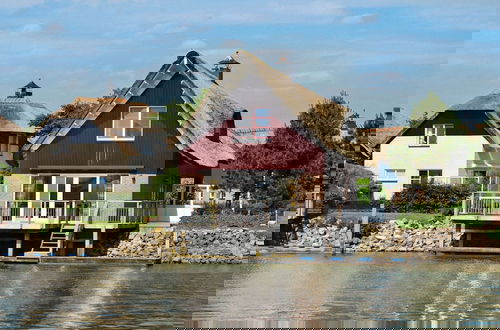 Photo 19 - Villa With Terrace on the Water in Friesland