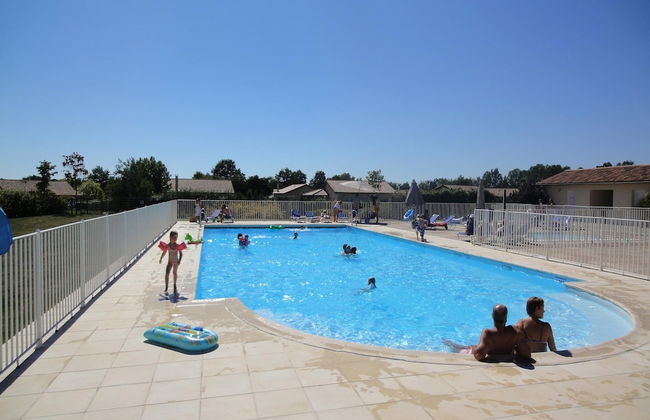 Luxury Villa in France With Private Pool - Photo 4
