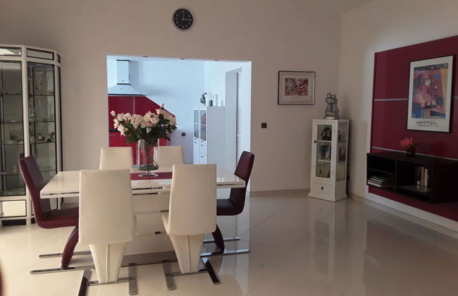 Villa Amelie Comfortable Holiday Residence - Photo 22