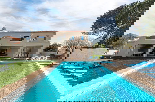 Photo 27 - Luxury Villa With Swimming Pool and Sauna