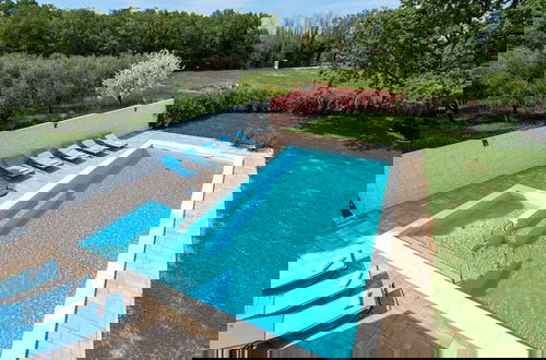 Photo 22 - Luxury Villa With Swimming Pool and Sauna