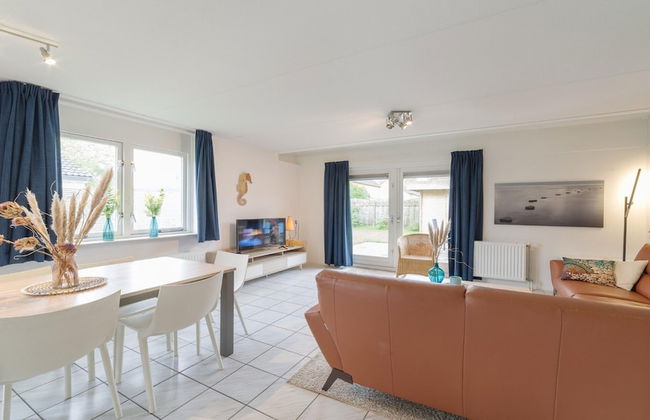 Holiday Home in Zeeland With Spacious Garden - Photo 7