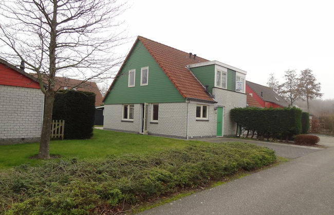 Holiday Home in Zeeland With Spacious Garden - Photo 17