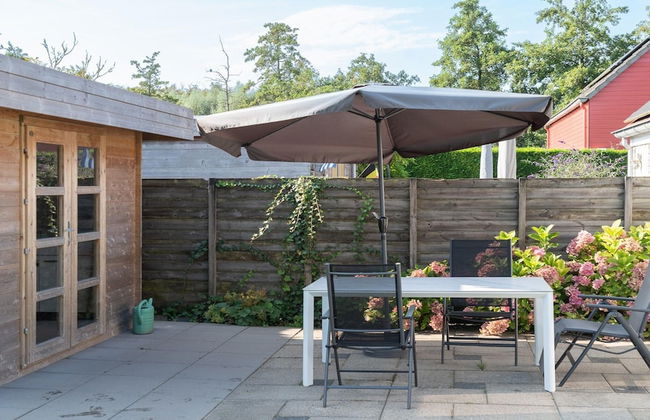 Holiday Home in Zeeland With Spacious Garden - Photo 14