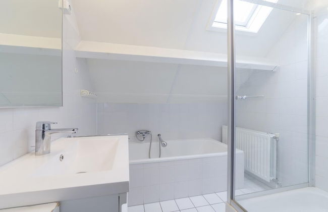 Holiday Home in Zeeland With Spacious Garden - Photo 10