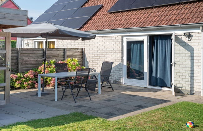 Holiday Home in Zeeland With Spacious Garden - Photo 15