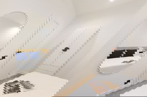 Photo 11 - Diagonal Apartments by Olala Homes