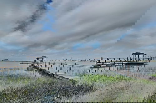 Photo 2 - Dock of the Bay