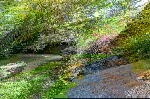 Photo 9 - Rhythm Waters by Avantstay Garden Paradise, Pond