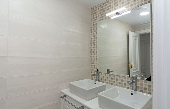 3 Bed Villa - Pool, Patio, Outdoor Dining Terrace - Foto 10