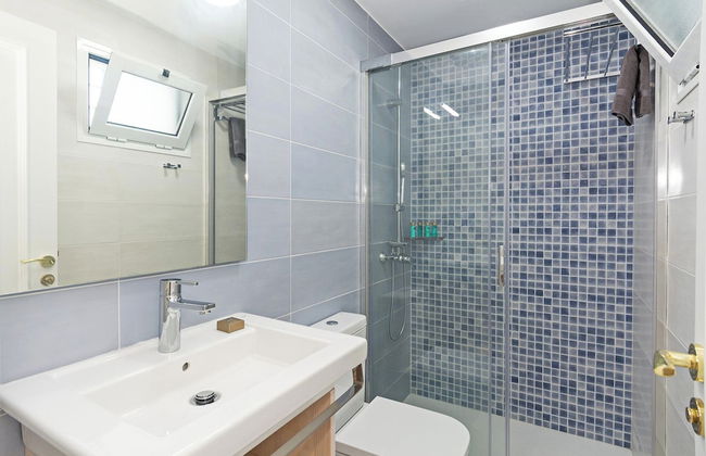 3 Bed Villa - Pool, Patio, Outdoor Dining Terrace - Foto 12