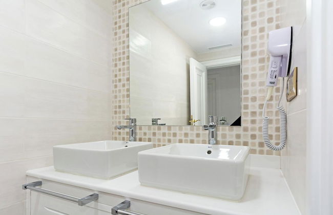 3 Bed Villa - Pool, Patio, Outdoor Dining Terrace - Foto 11