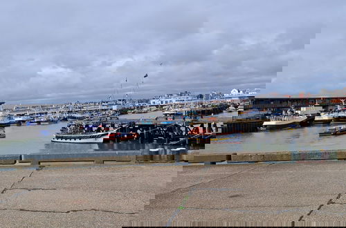 Photo 24 - Seaside Chalet Retreat in Bridlington