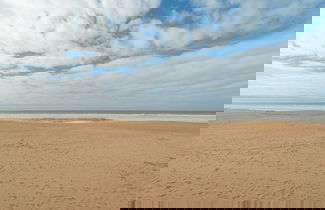 Foto 1 - Espinho Seawalk AND Seaview by Vacationy