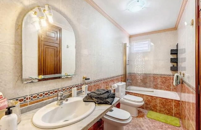 3 Bed-sleeps 5-parking-radazul Beach-sea View - Foto 20