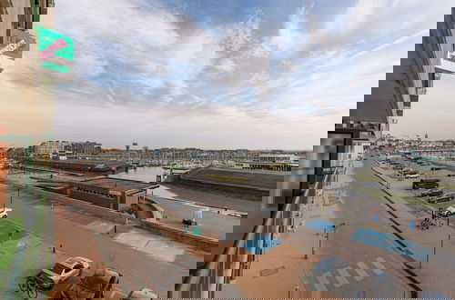 Foto 6 - Cozy Studio With Harbor View in Blankenberge